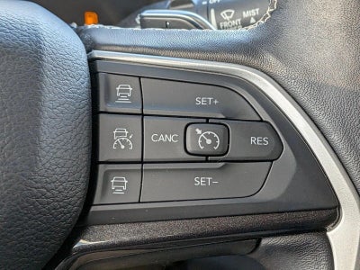 2022 Jeep Grand Cherokee Laredo