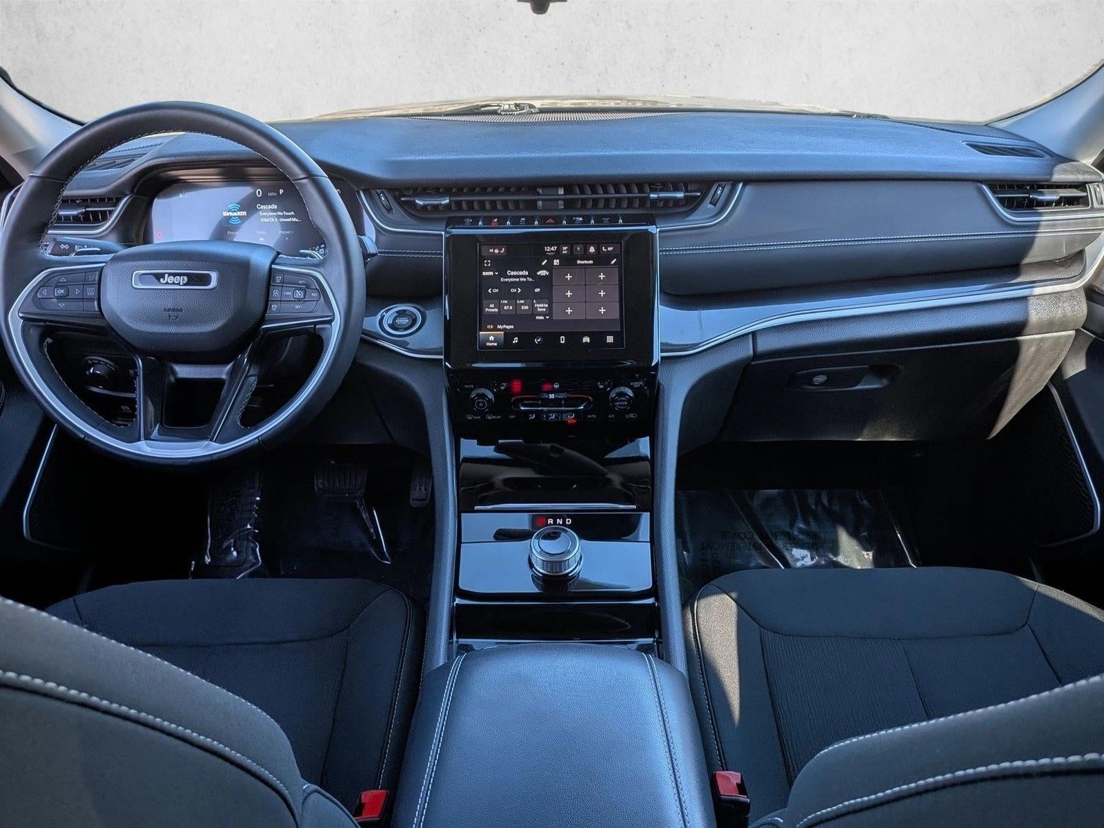 2022 Jeep Grand Cherokee Laredo