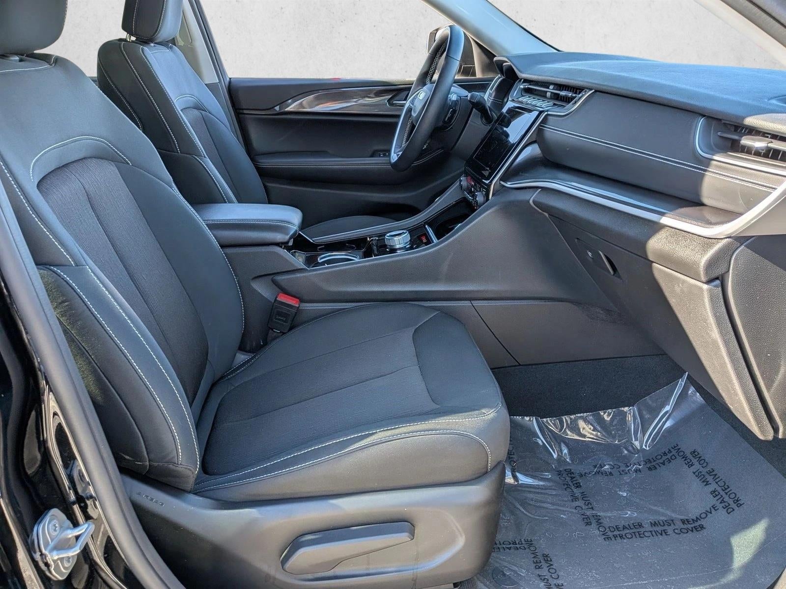 2022 Jeep Grand Cherokee Laredo