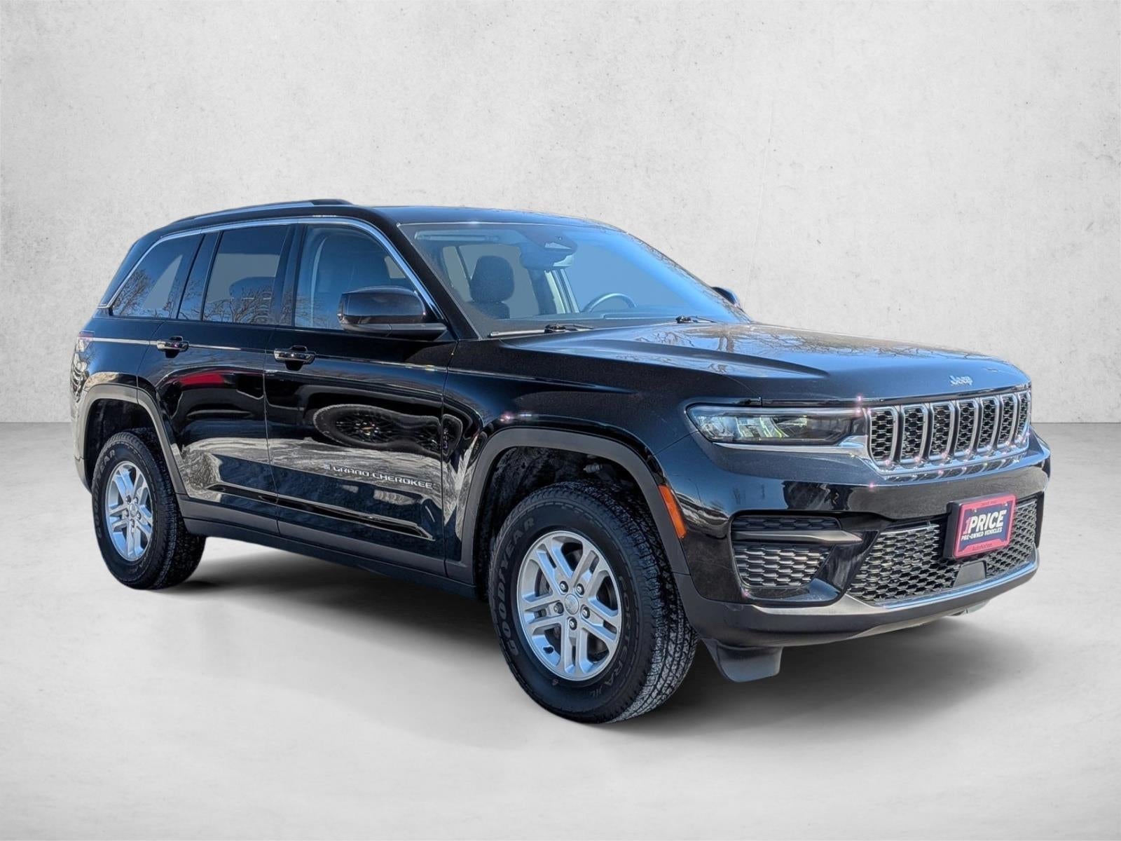 2022 Jeep Grand Cherokee Laredo