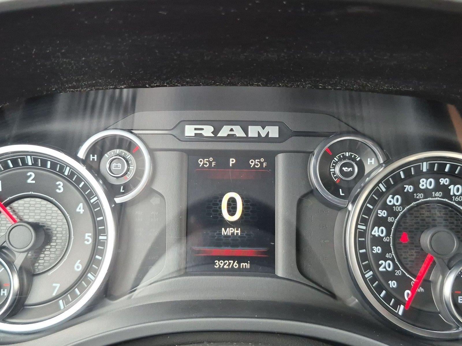 2023 RAM 1500 Big Horn Crew Cab 4x4 5'7" Box