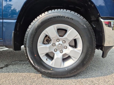 2023 RAM 1500 Big Horn Crew Cab 4x4 5'7" Box