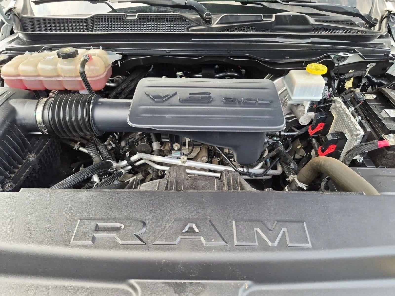 2023 RAM 1500 Big Horn Crew Cab 4x4 5'7" Box