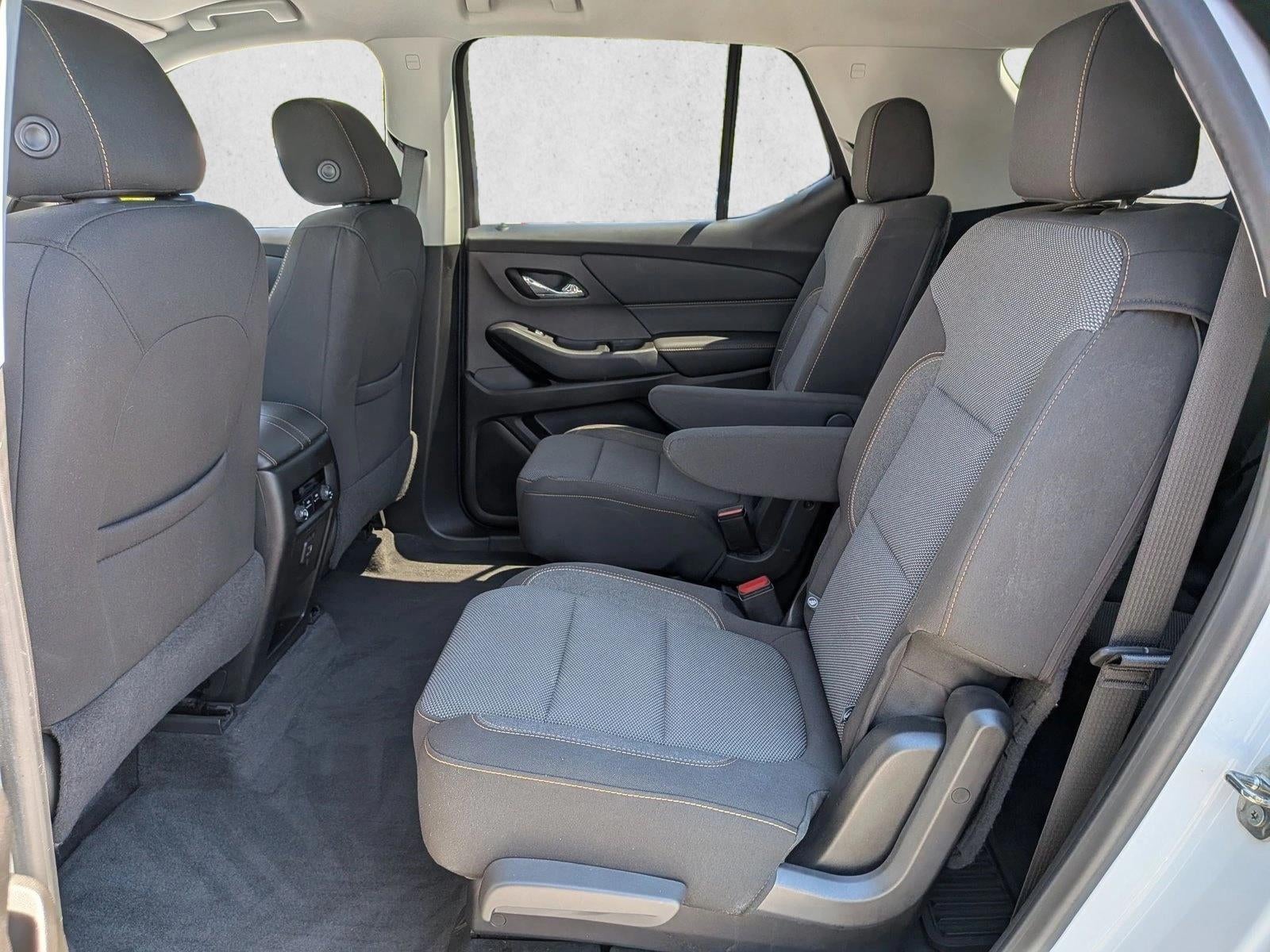 2020 Chevrolet Traverse LT Cloth