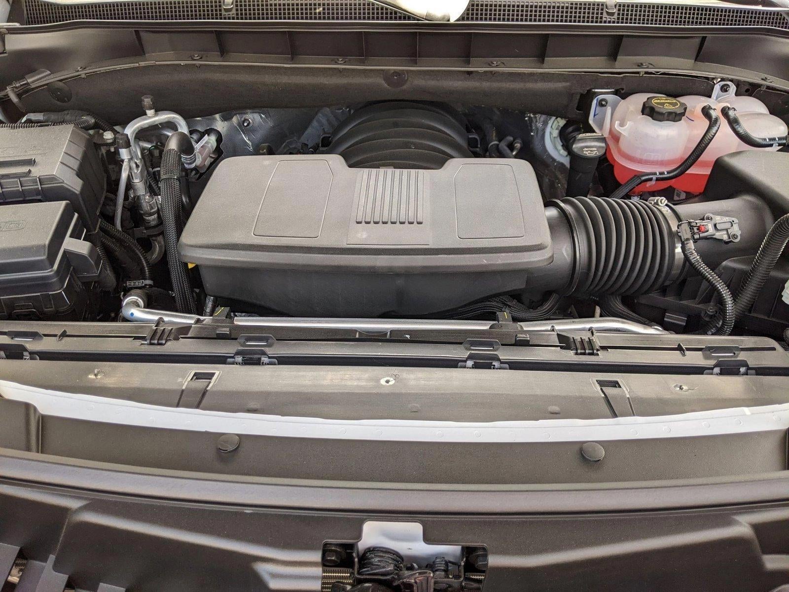 2025 Chevrolet Suburban LS