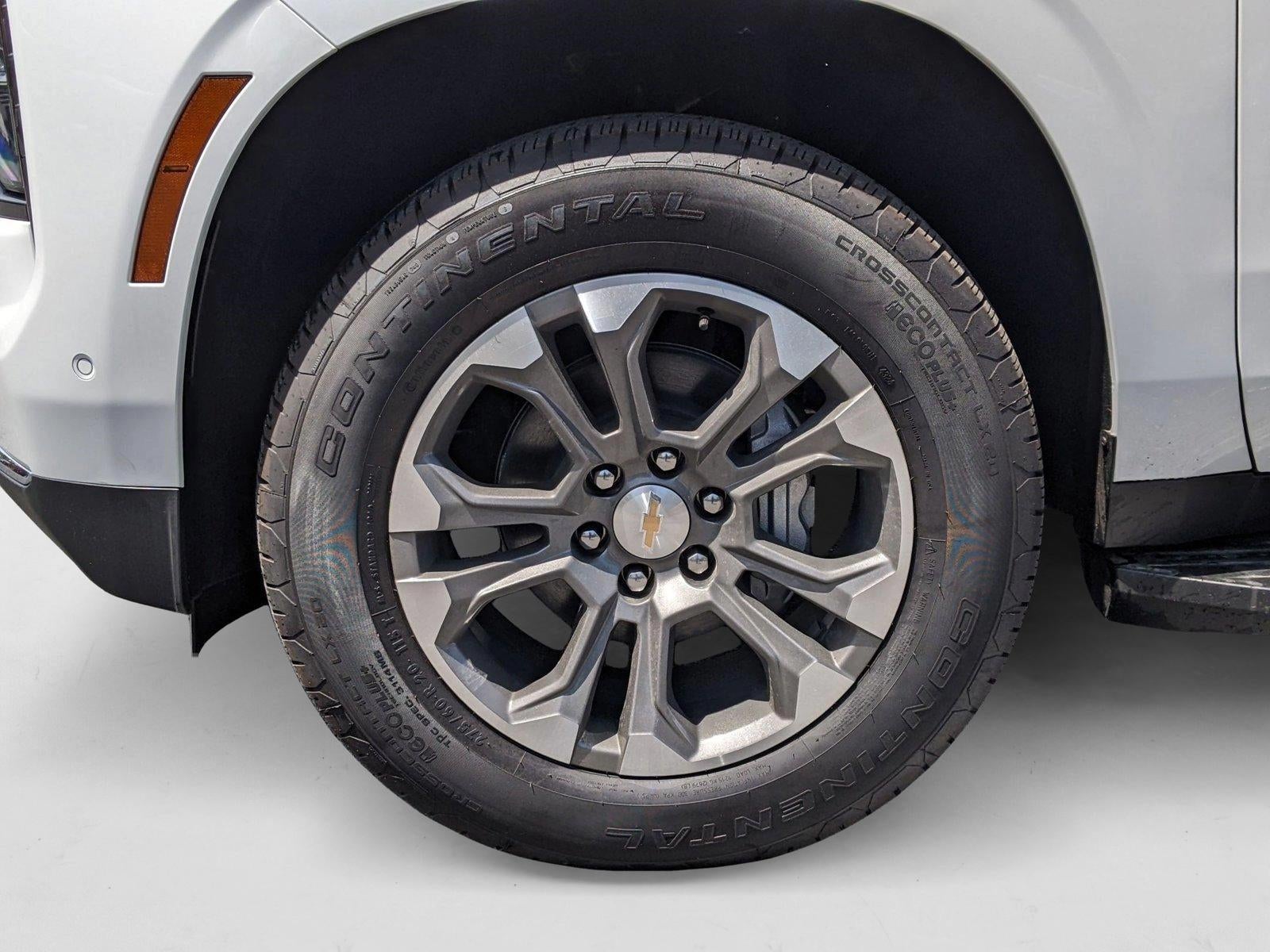 2025 Chevrolet Suburban LS