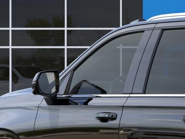 2026 Chevrolet Suburban LT - Photo 24