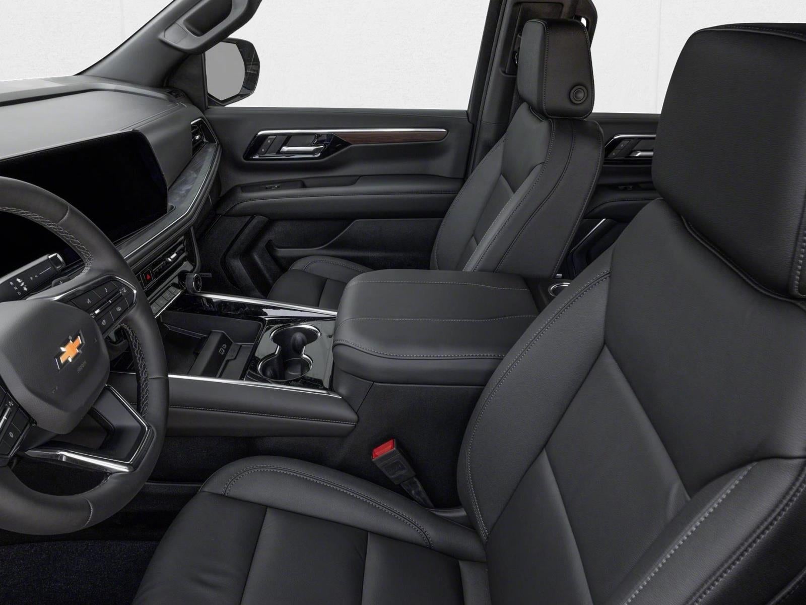 2026 Chevrolet Suburban LT - Photo 6
