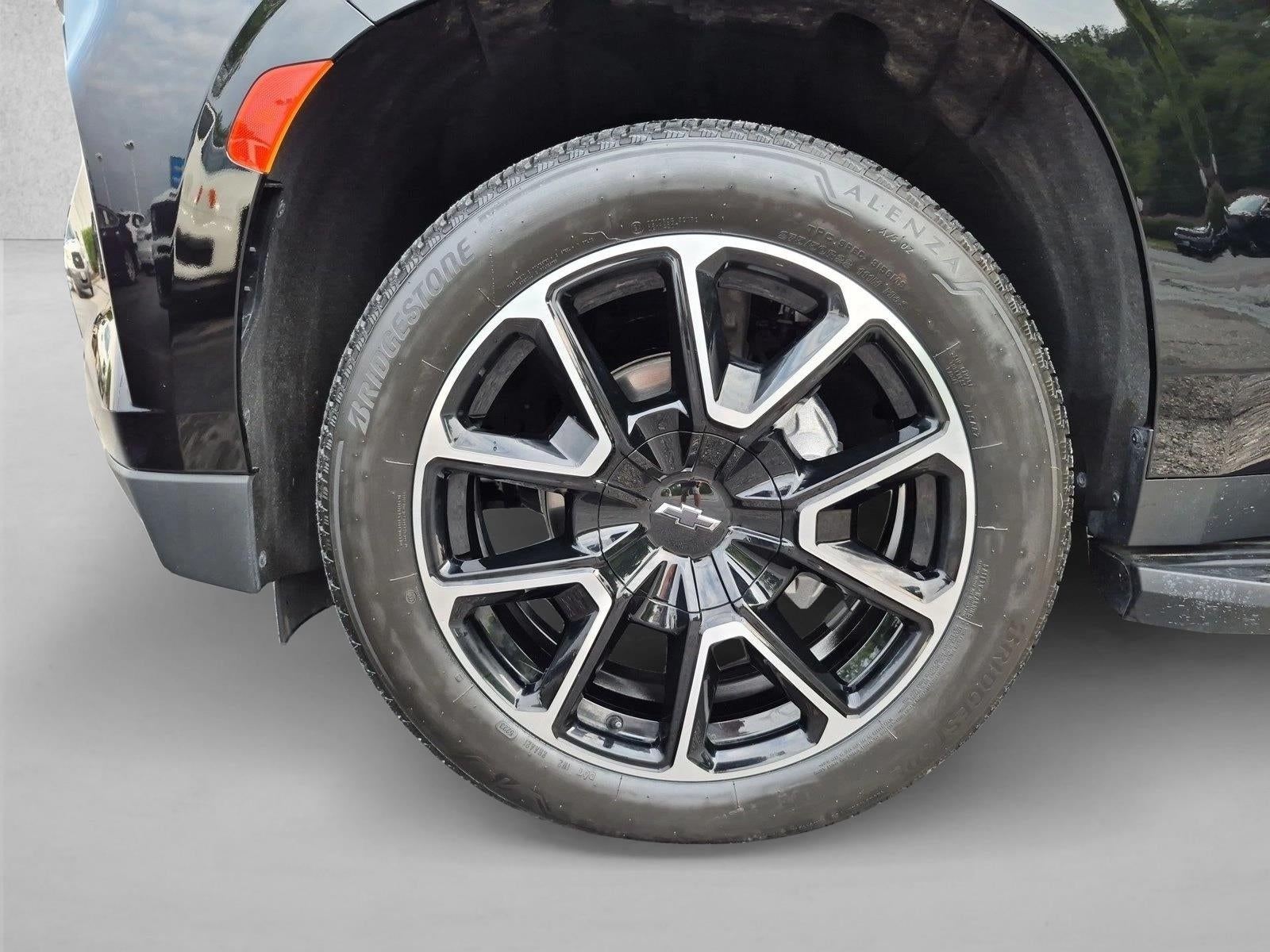 2024 Chevrolet Suburban RST