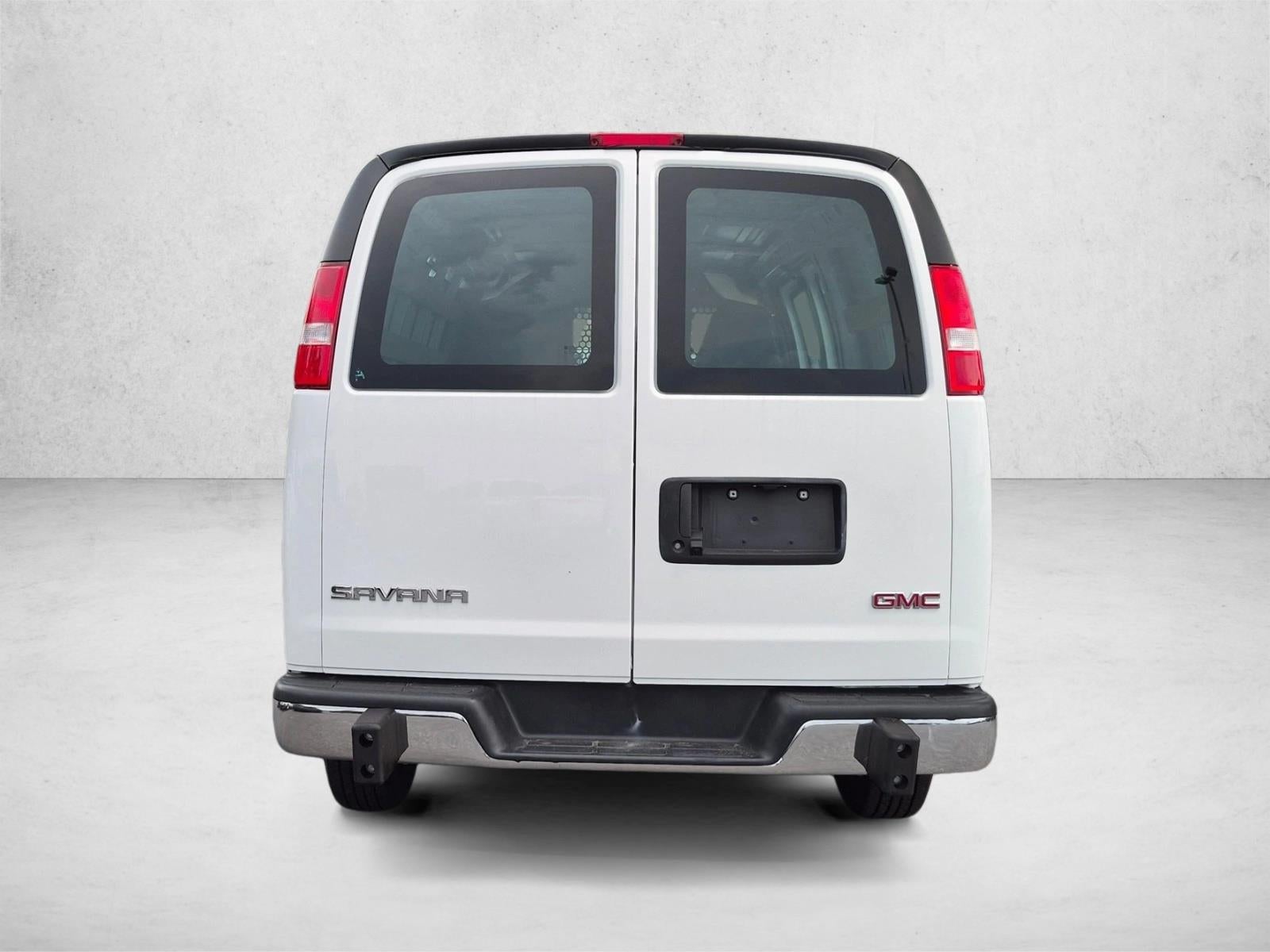 2025 GMC Savana Cargo Base