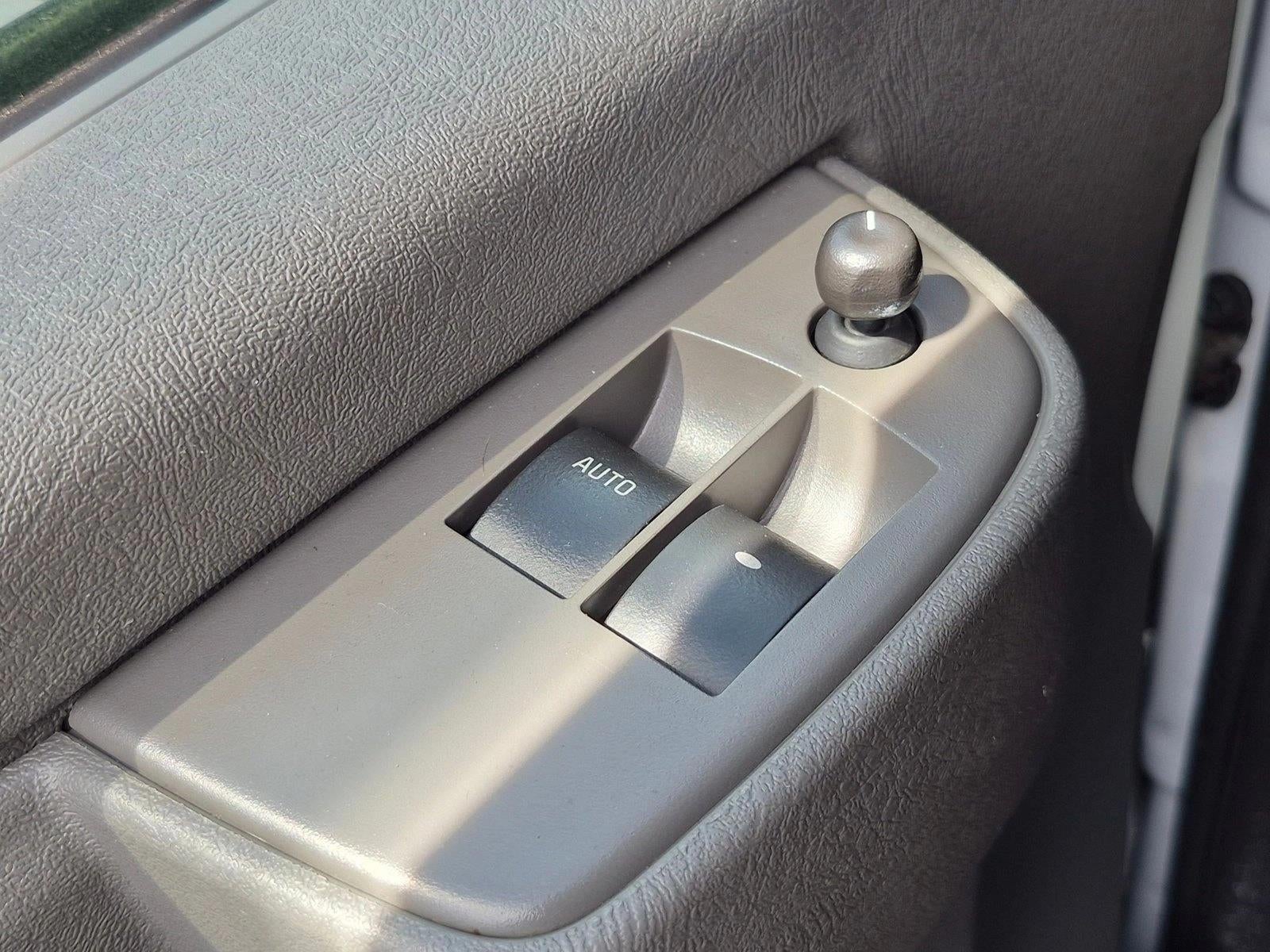 2025 GMC Savana Cargo Base