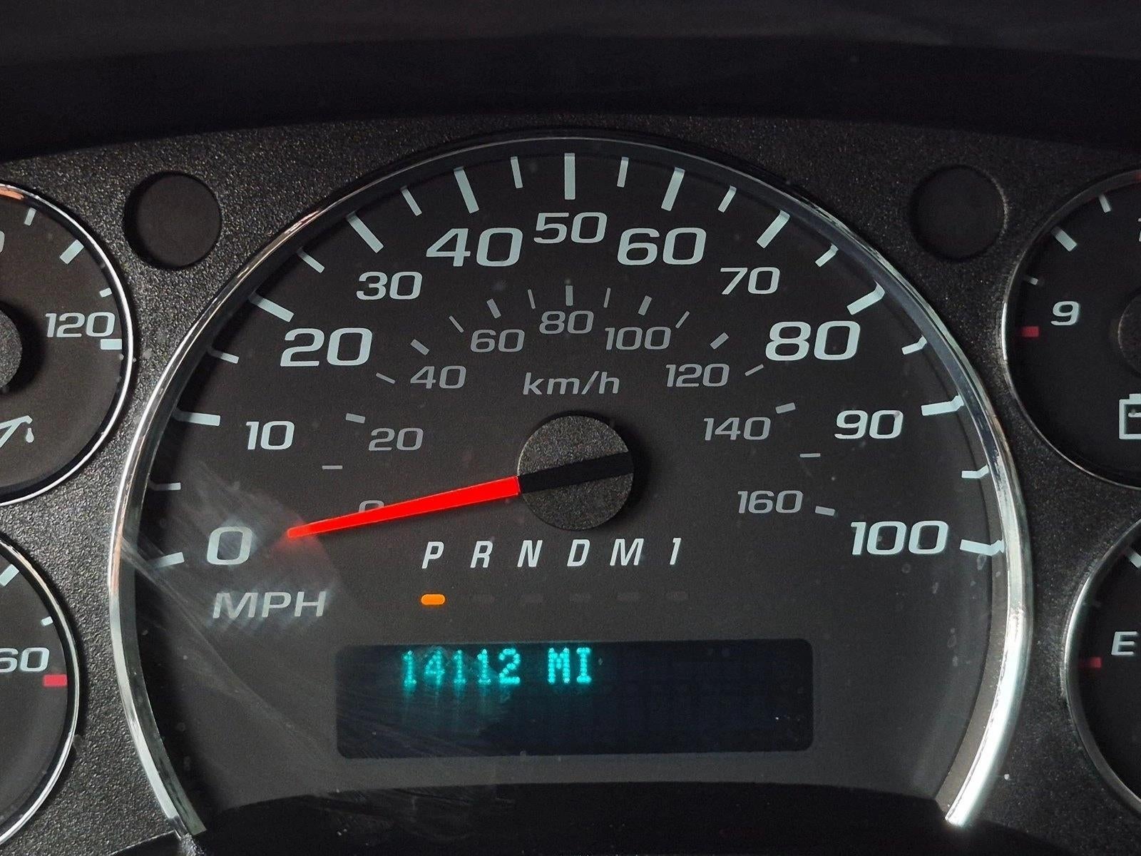 2025 GMC Savana Cargo Base