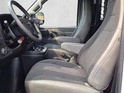 2025 GMC Savana Cargo Base
