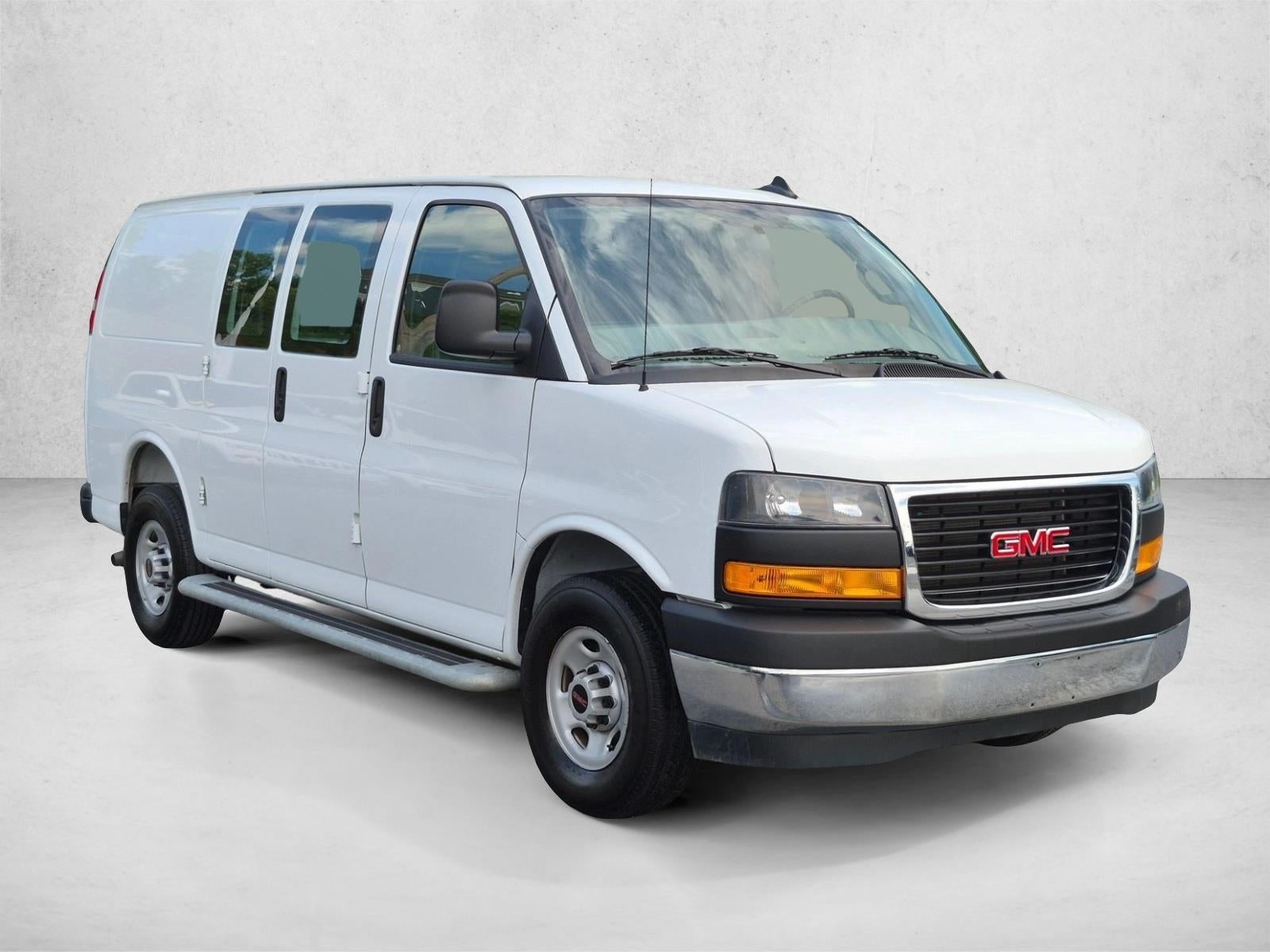 2025 GMC Savana Cargo Base