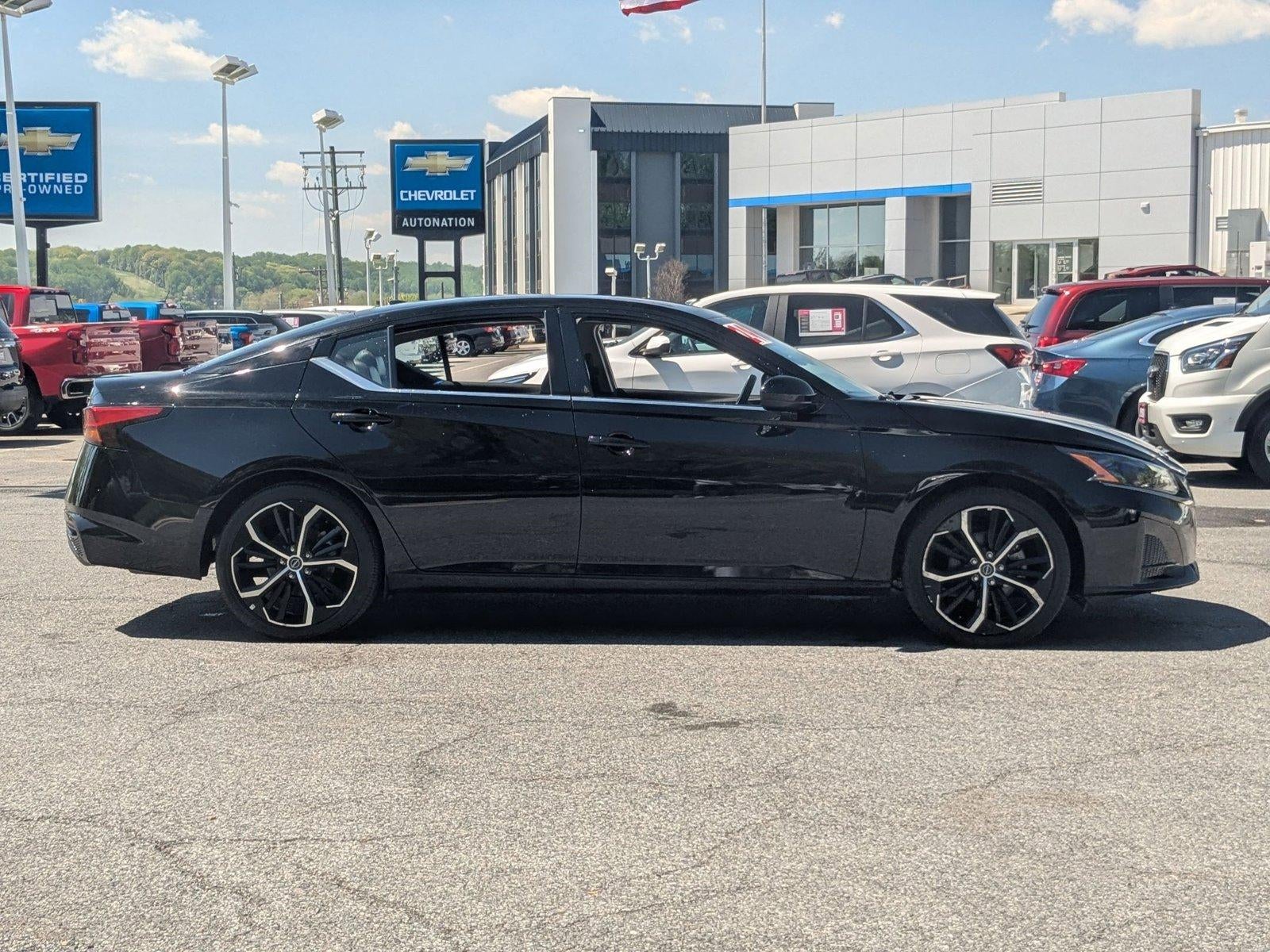 2024 Nissan Altima 2.5 SR