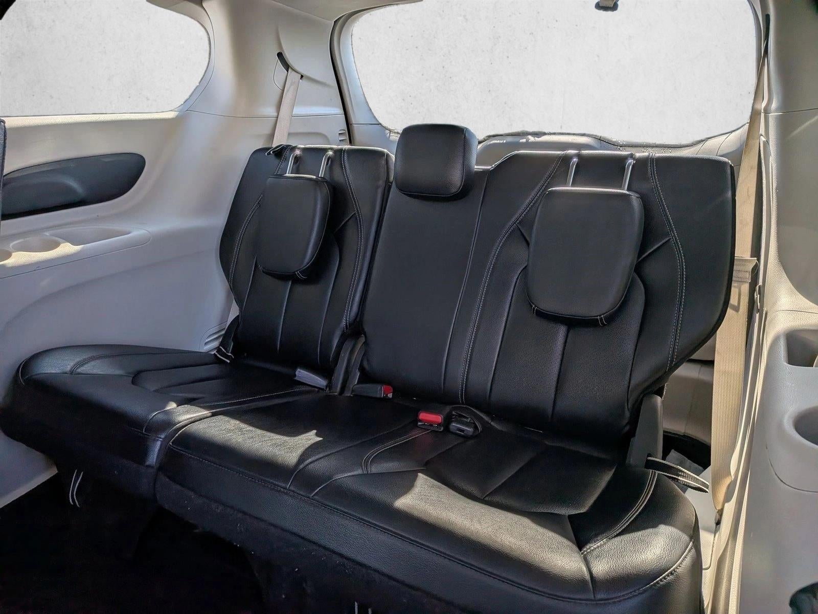 2022 Chrysler Pacifica Hybrid Touring L