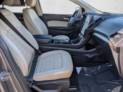 2021 Ford Edge SE