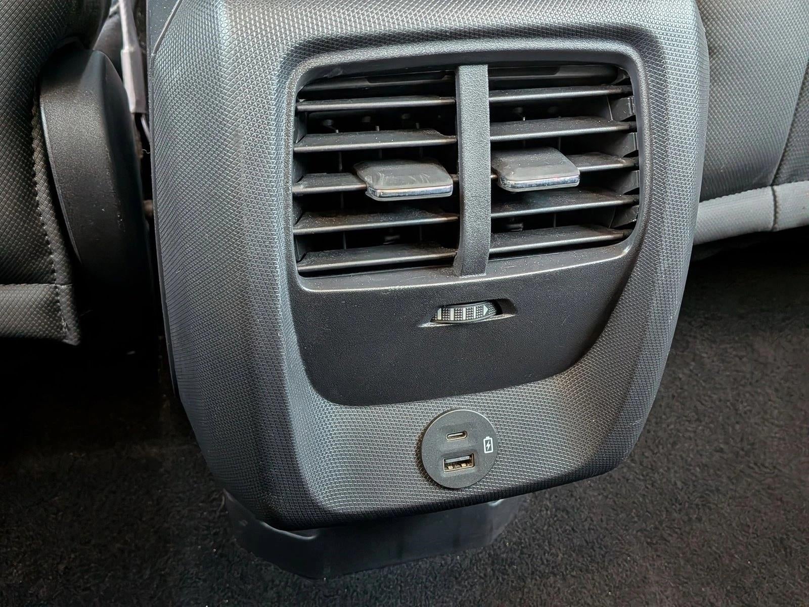 2022 Ford Mustang Mach-E Select