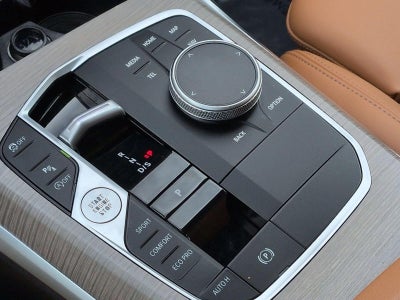 2025 BMW 330i 330i