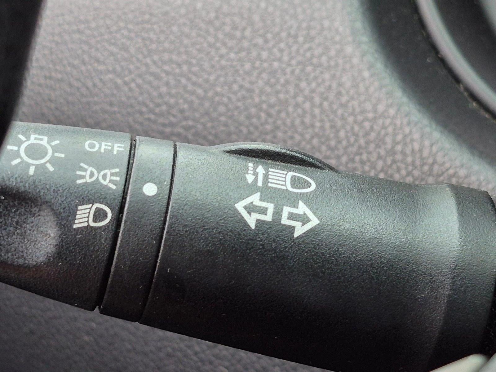 2012 Nissan Versa 1.8 S