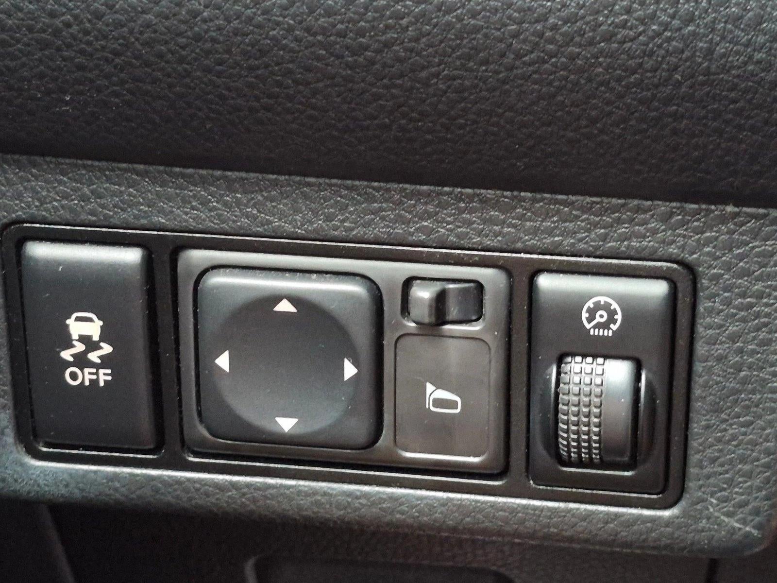 2012 Nissan Versa 1.8 S