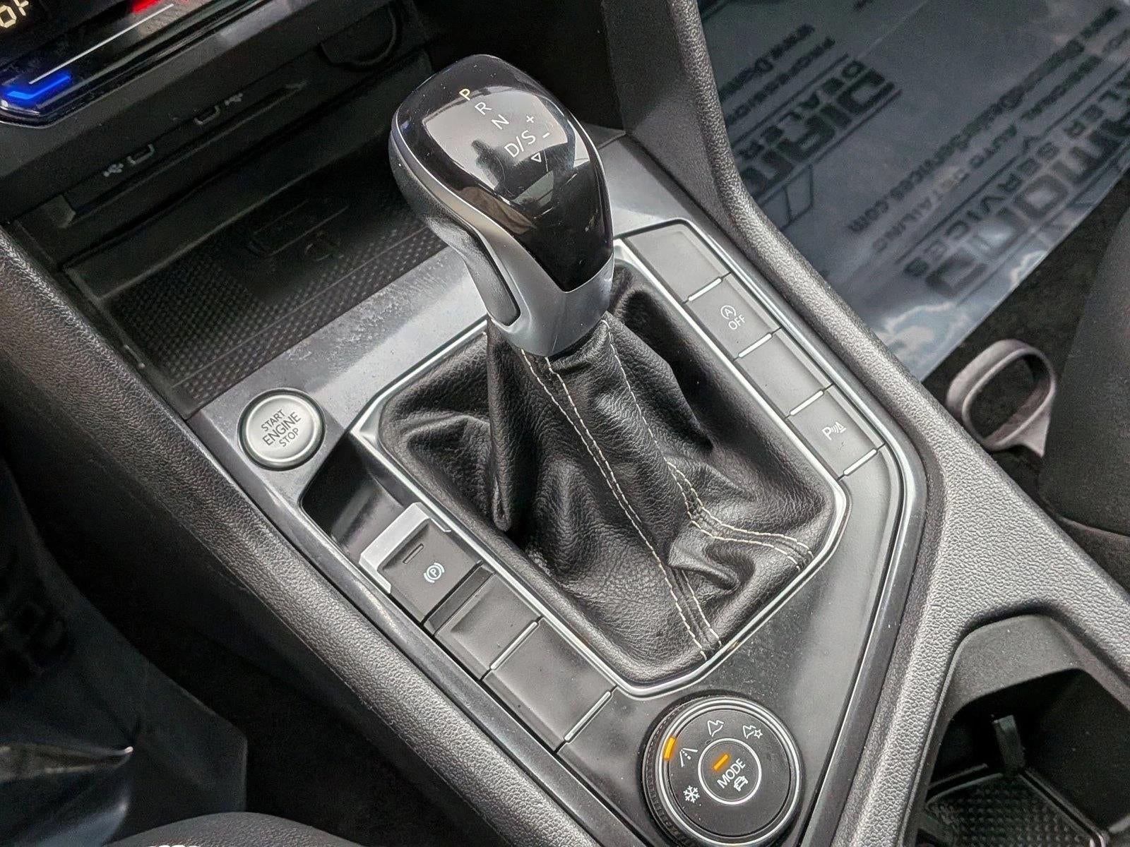 2022 Volkswagen Tiguan SE R-Line Black