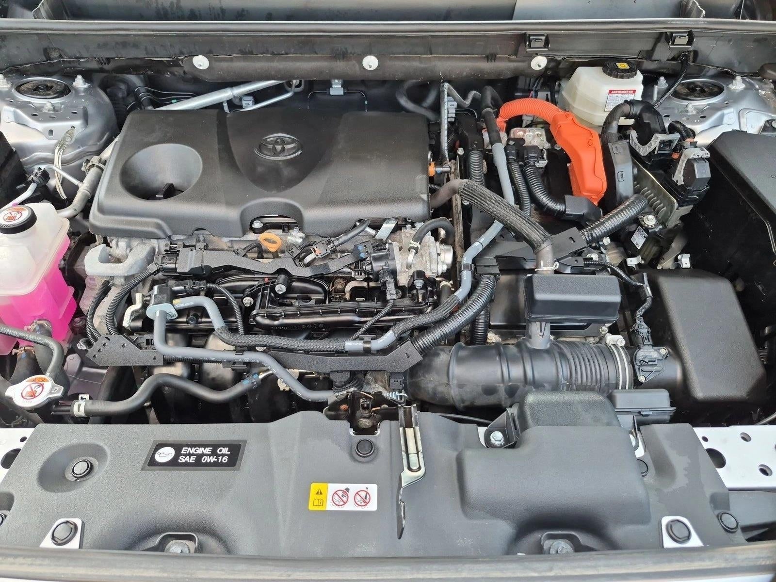 2025 Toyota RAV4 Hybrid XLE
