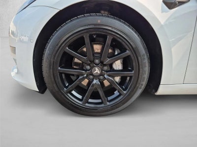 2021 Tesla Model 3 Standard Range Plus Rear-Wheel Drive