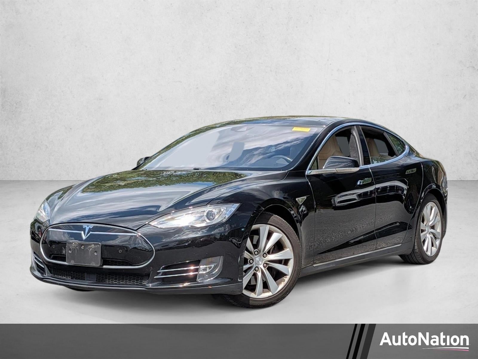 2015 Tesla Model S 70D