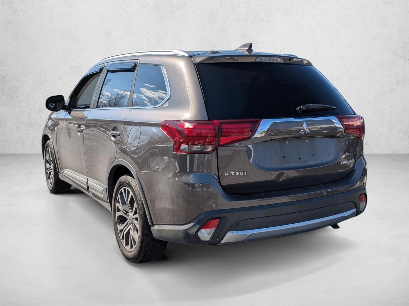 2017 Mitsubishi Outlander SE