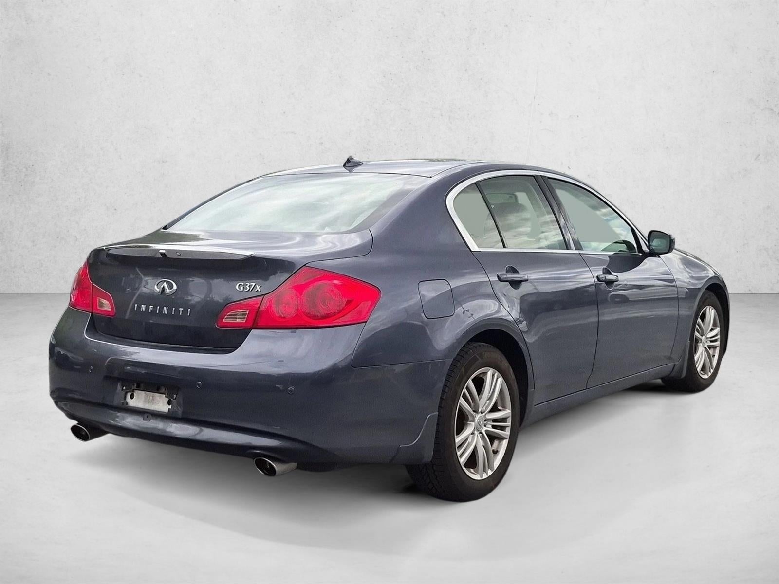 2012 INFINITI G37 Sedan x