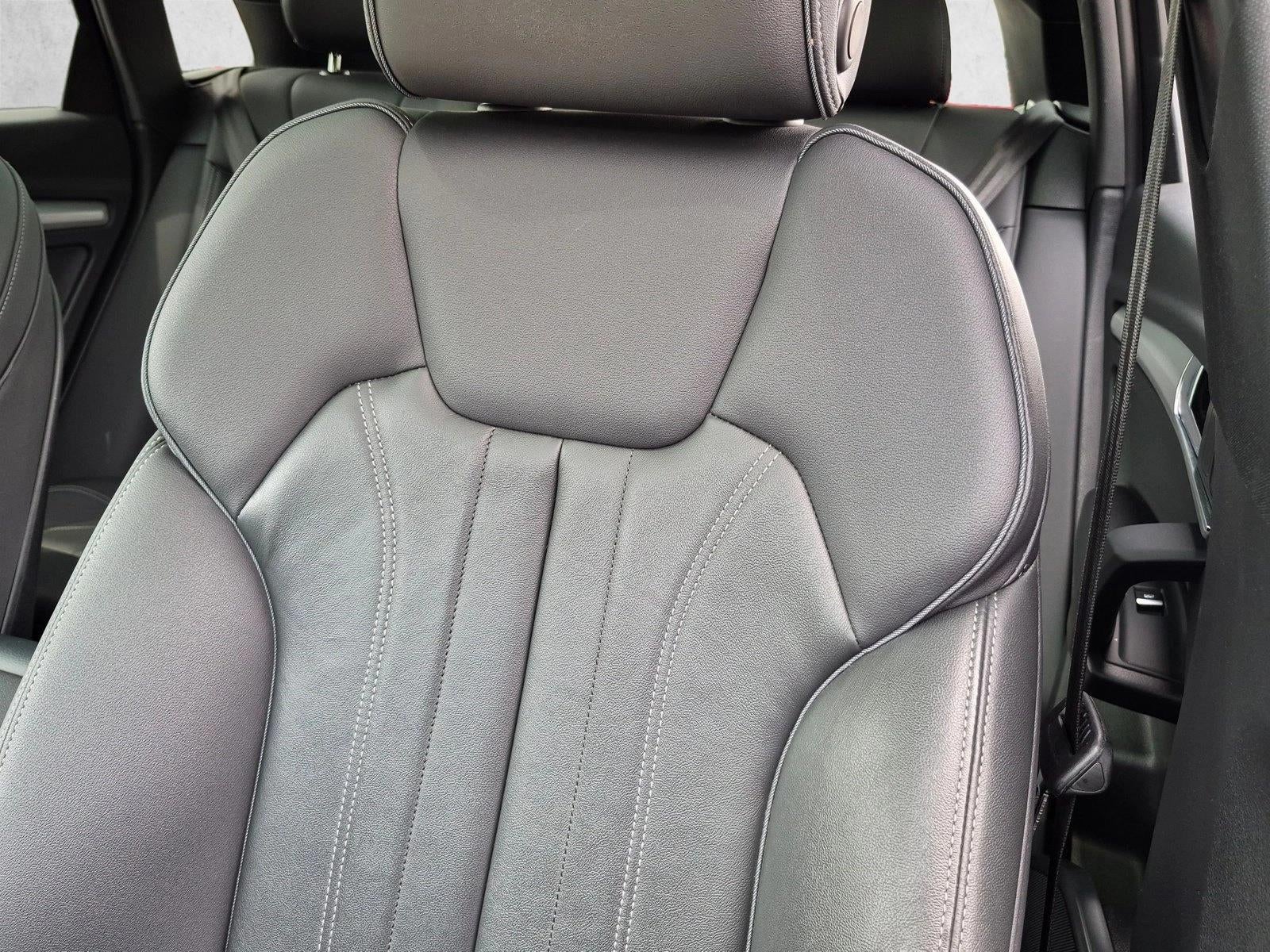2025 Audi Q5 S line Premium