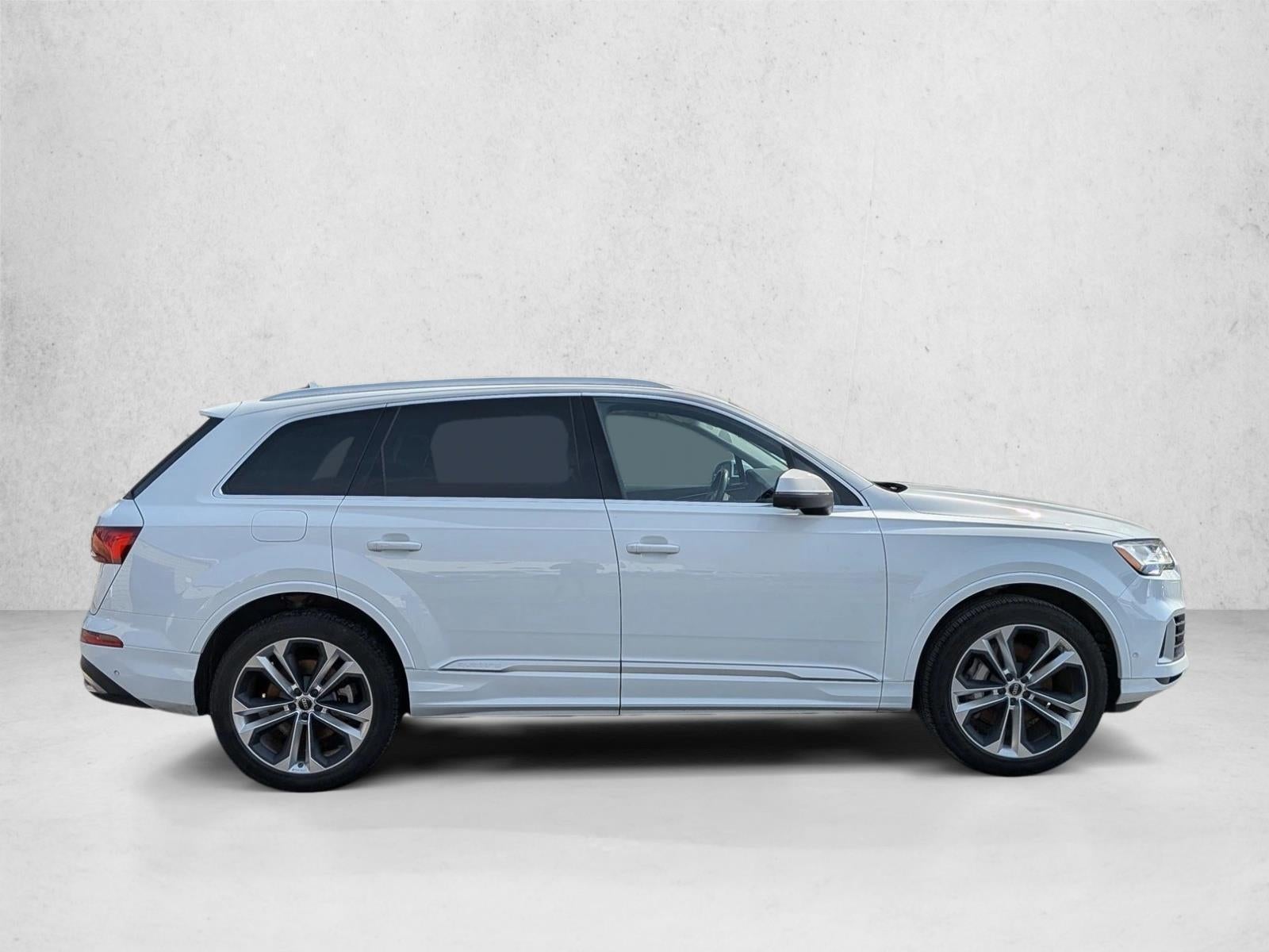 2022 Audi Q7 Premium Plus 55 TFSI quattro Tiptronic