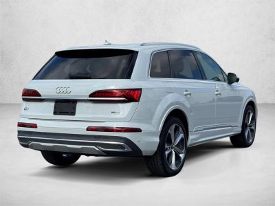 2022 Audi Q7 Premium Plus 55 TFSI quattro Tiptronic