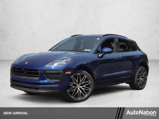 2023 Porsche Macan Base