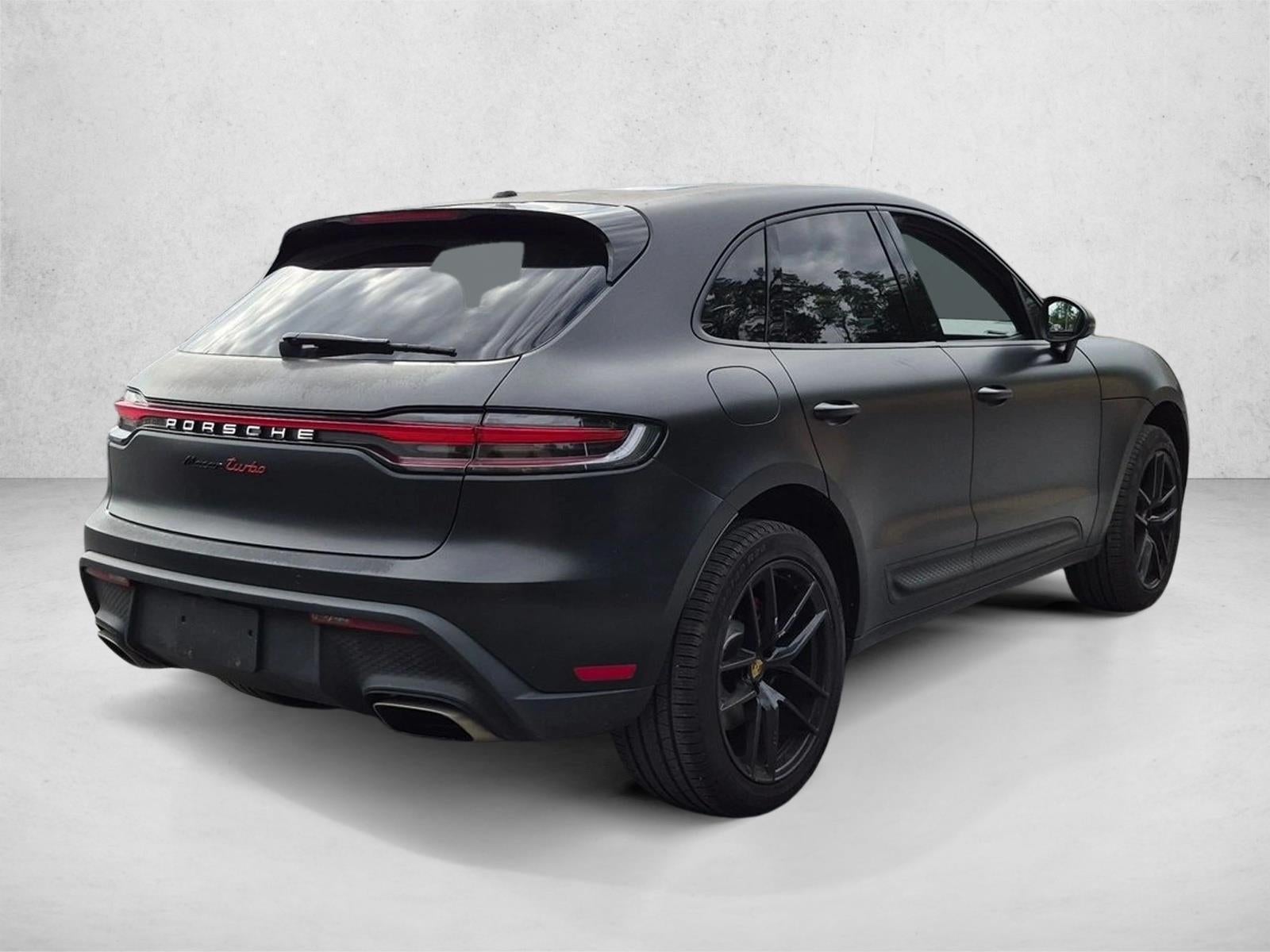 2023 Porsche Macan Base