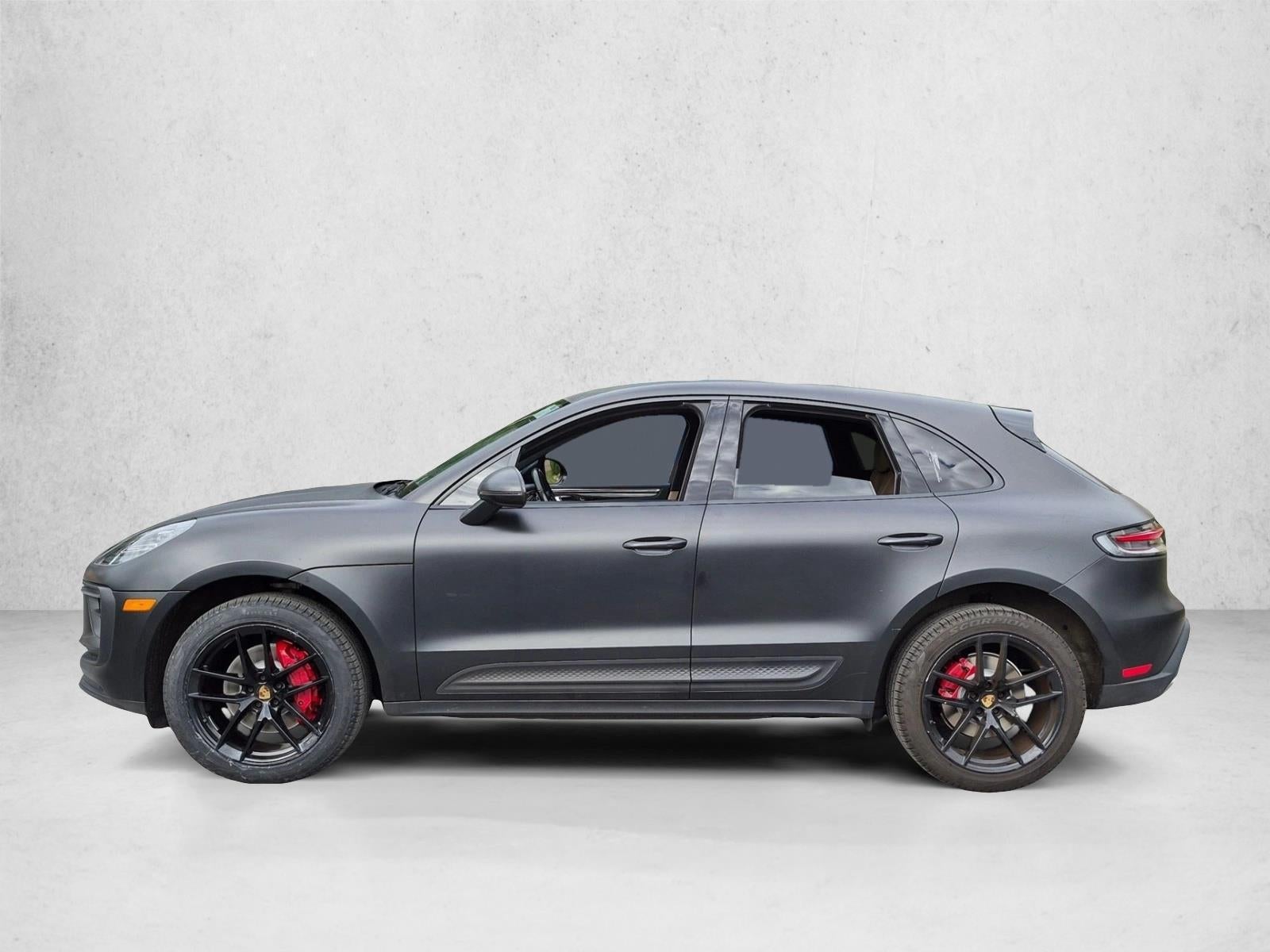 2023 Porsche Macan Base