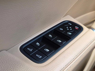 2023 Porsche Cayenne Base