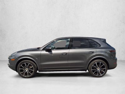 2023 Porsche Cayenne Base