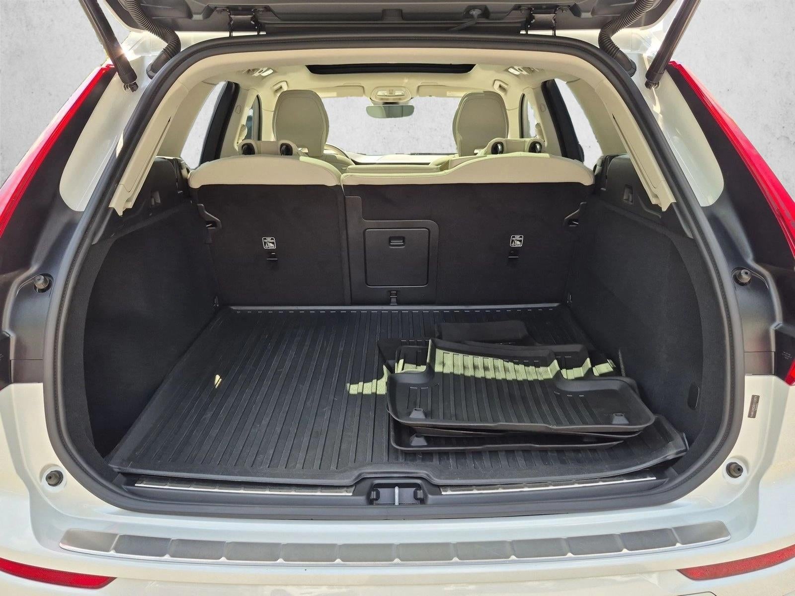 2025 Volvo XC60 B5 Plus