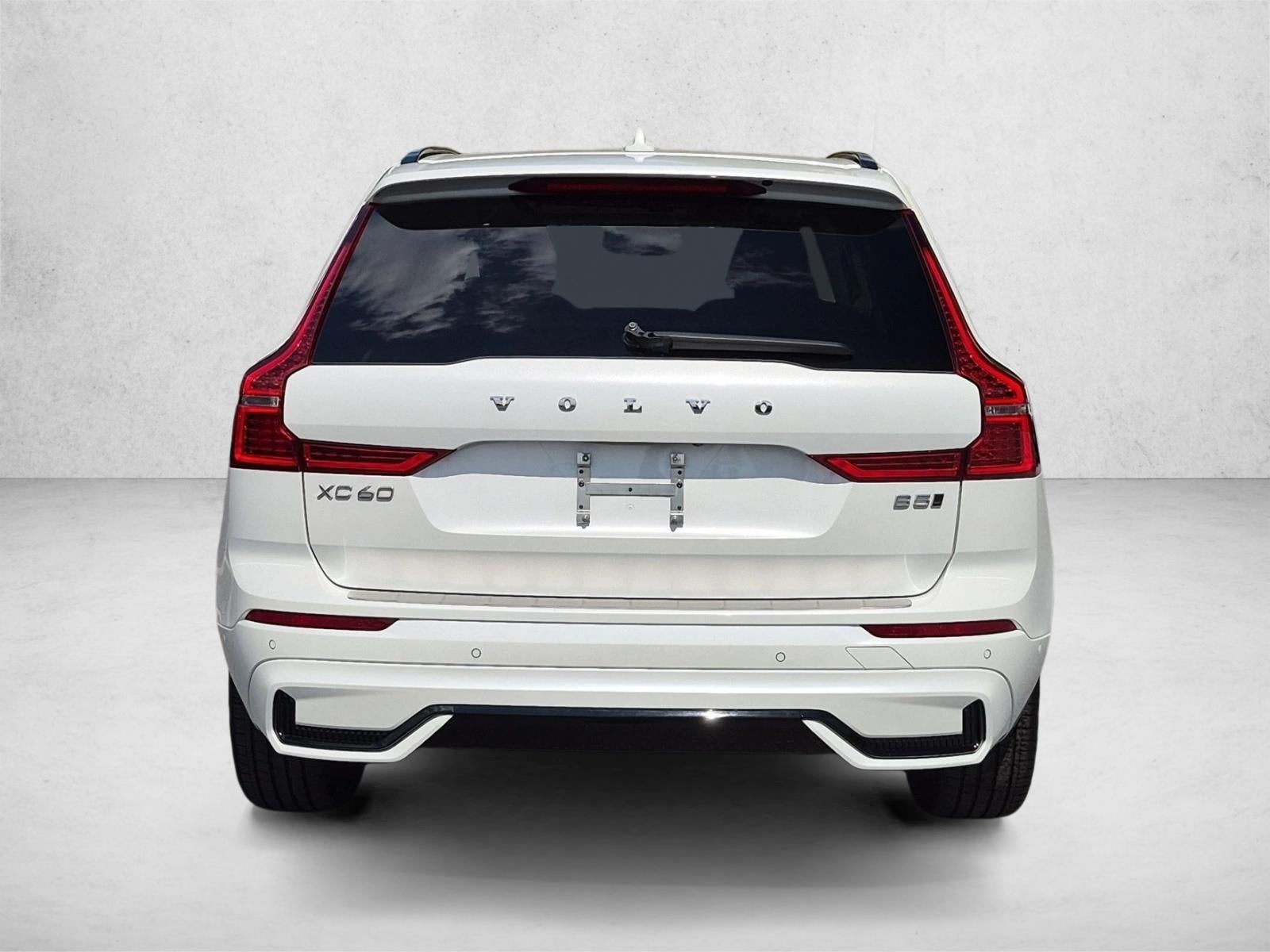 2025 Volvo XC60 B5 Plus