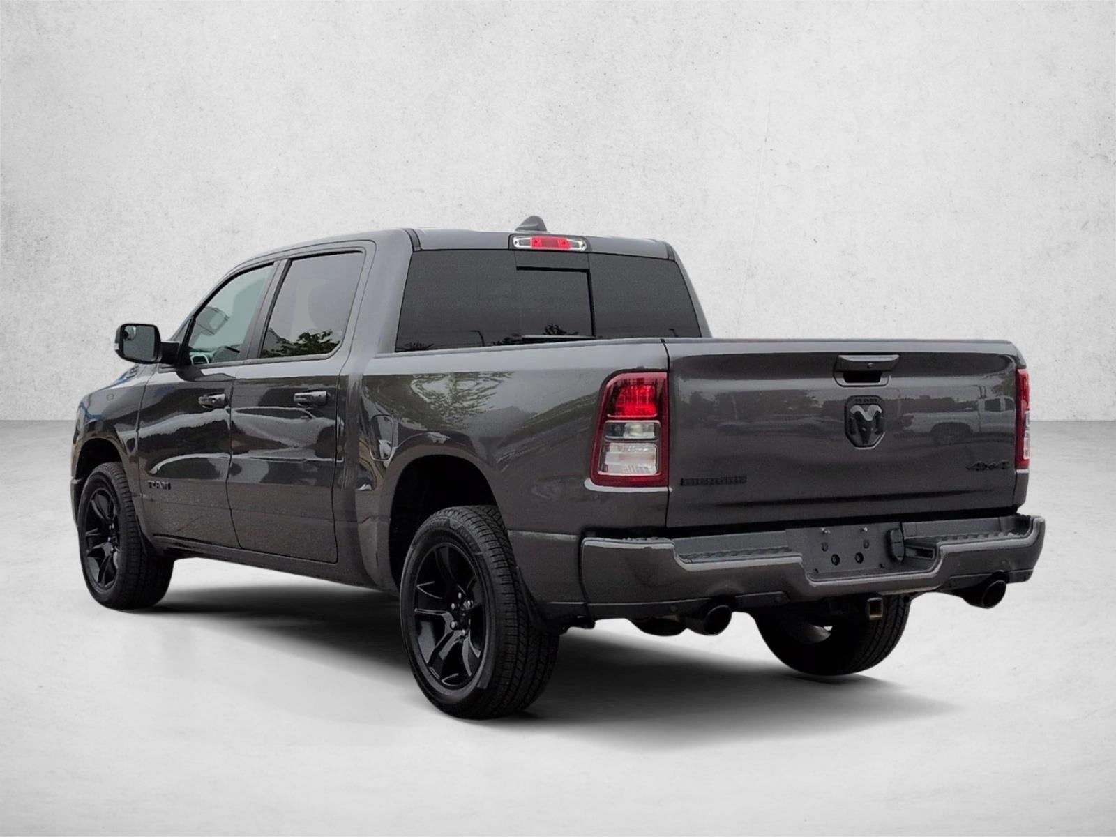 2021 RAM 1500 Big Horn Crew Cab 4x4 5'7" Box