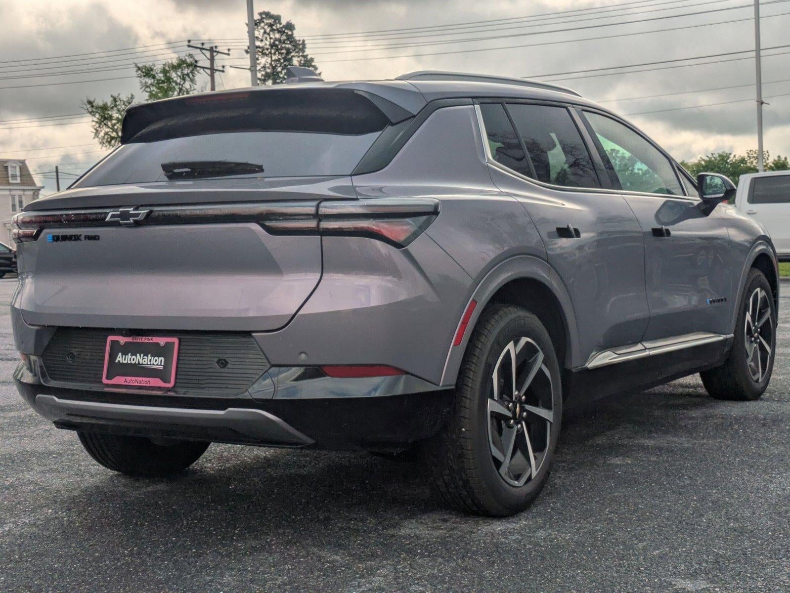 2025 Chevrolet Equinox EV LT