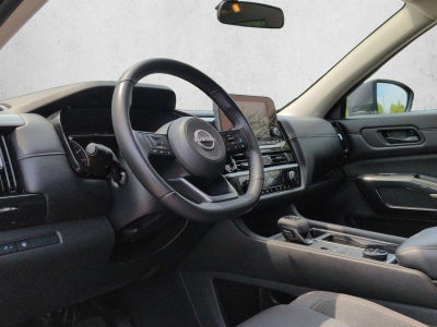 2024 Nissan Pathfinder SV 4WD