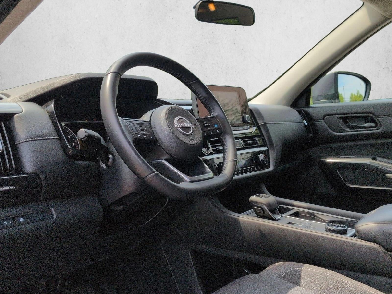 2024 Nissan Pathfinder SV 4WD