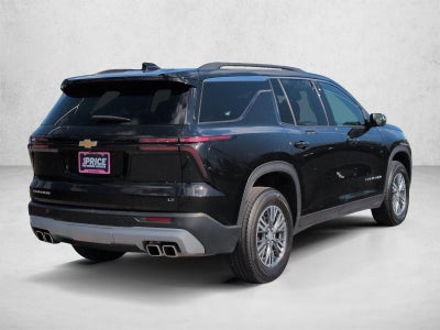 2024 Chevrolet Traverse LT