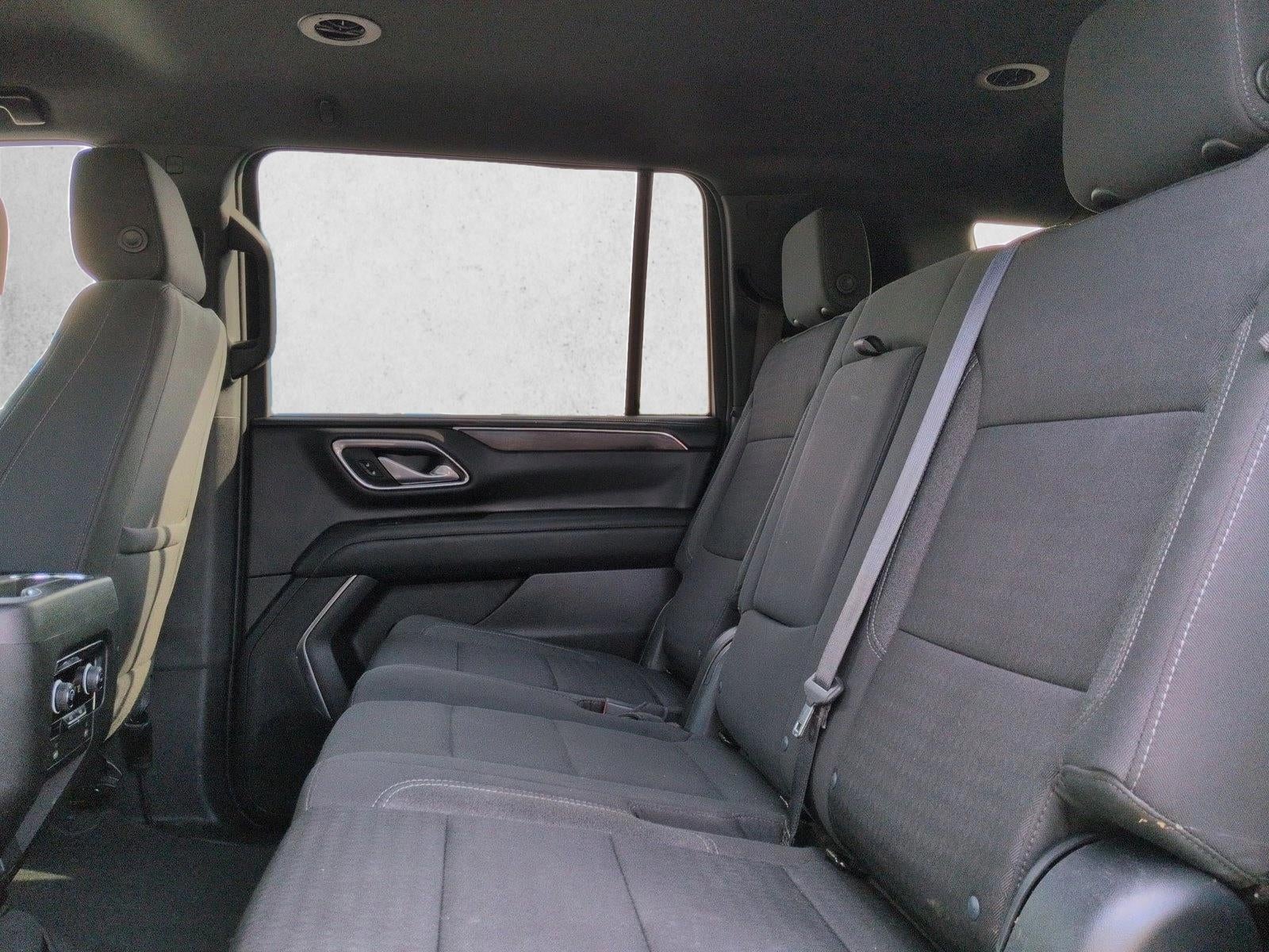 2023 Chevrolet Suburban LS