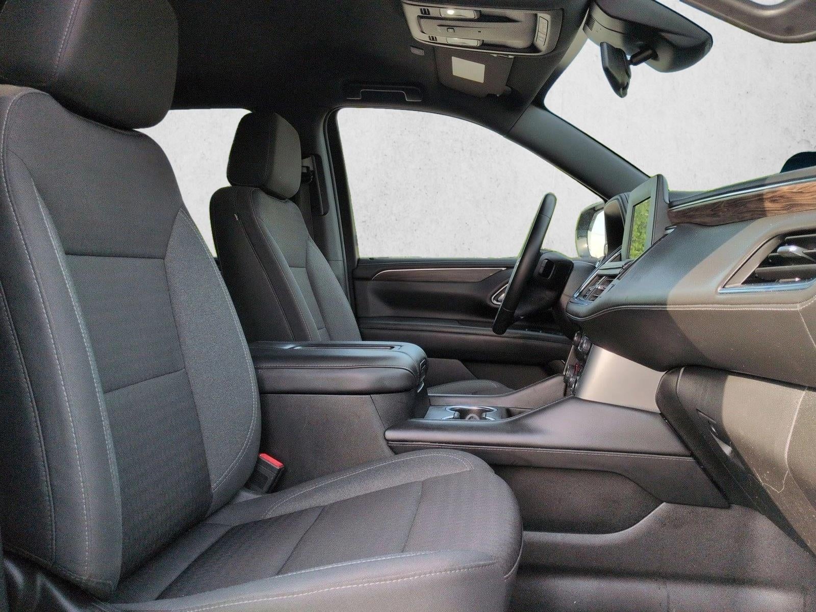 2023 Chevrolet Suburban LS