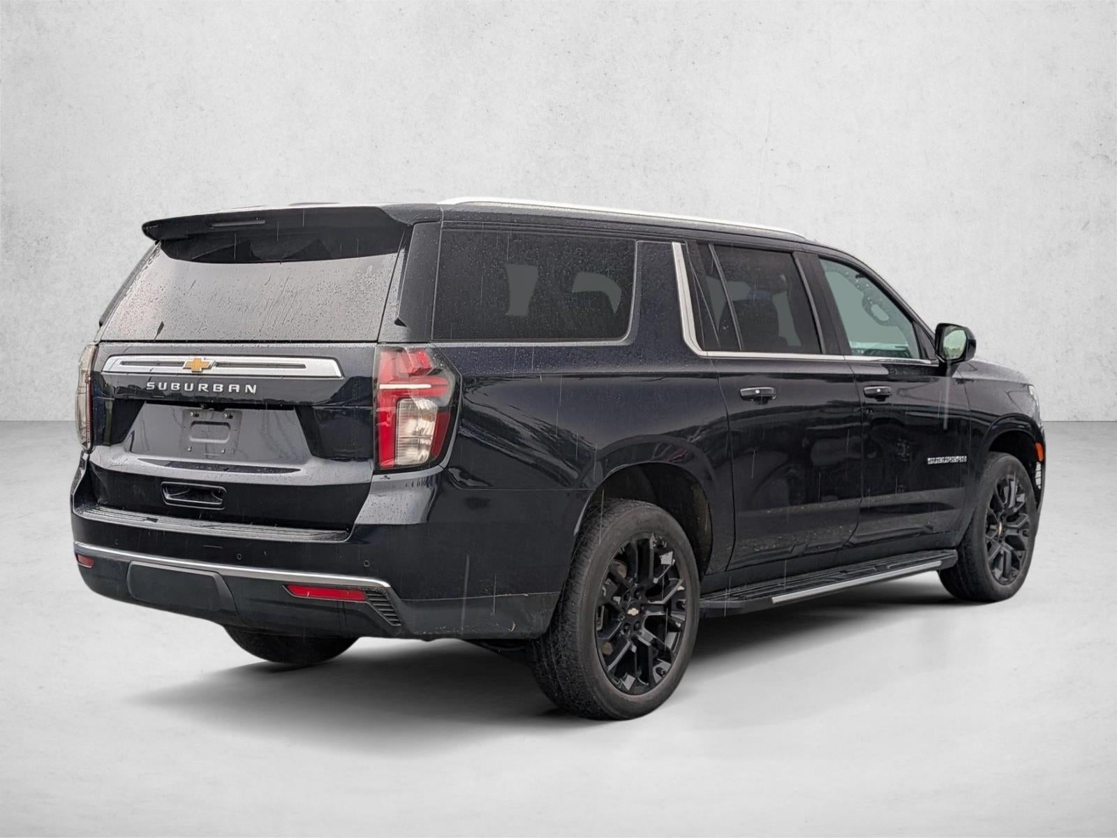 2023 Chevrolet Suburban LS