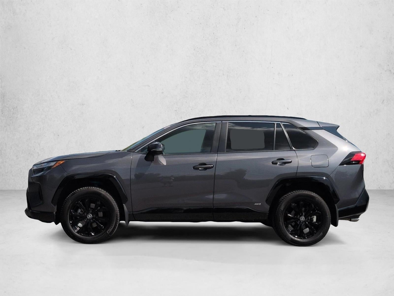 2022 Toyota RAV4 Hybrid SE